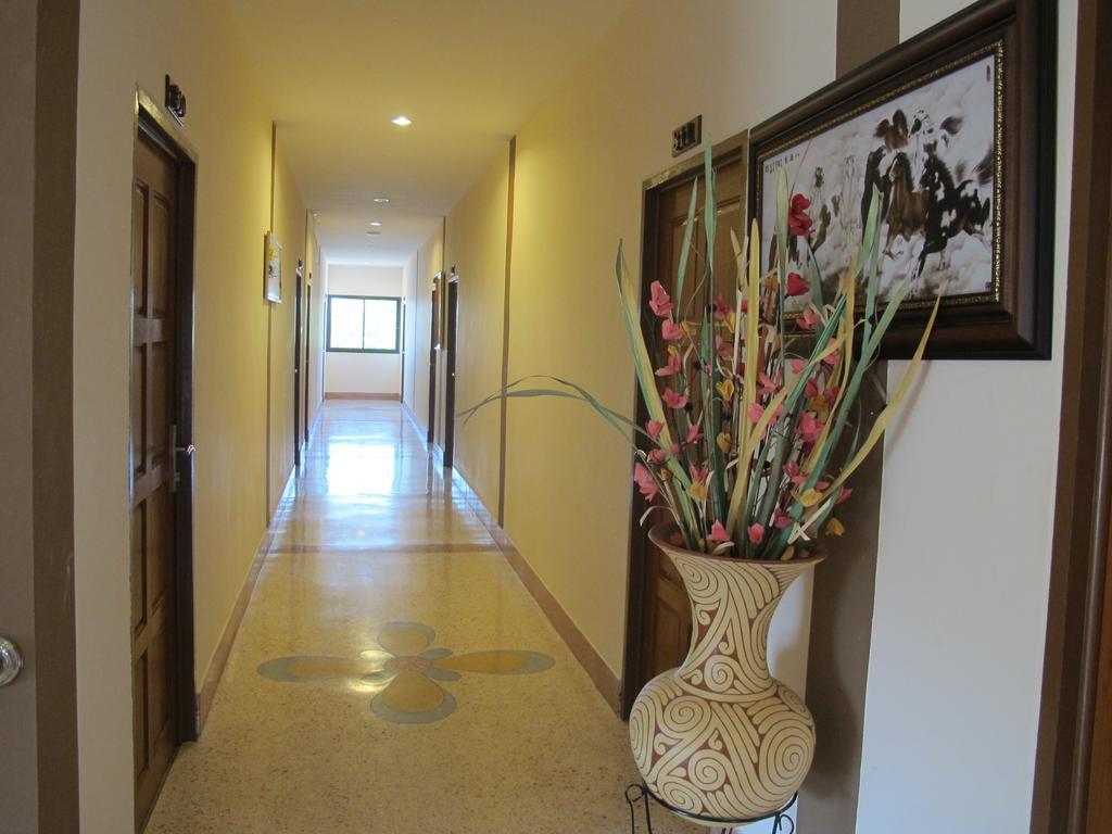The Star Hotel Ούντον Τάνι Εξωτερικό φωτογραφία