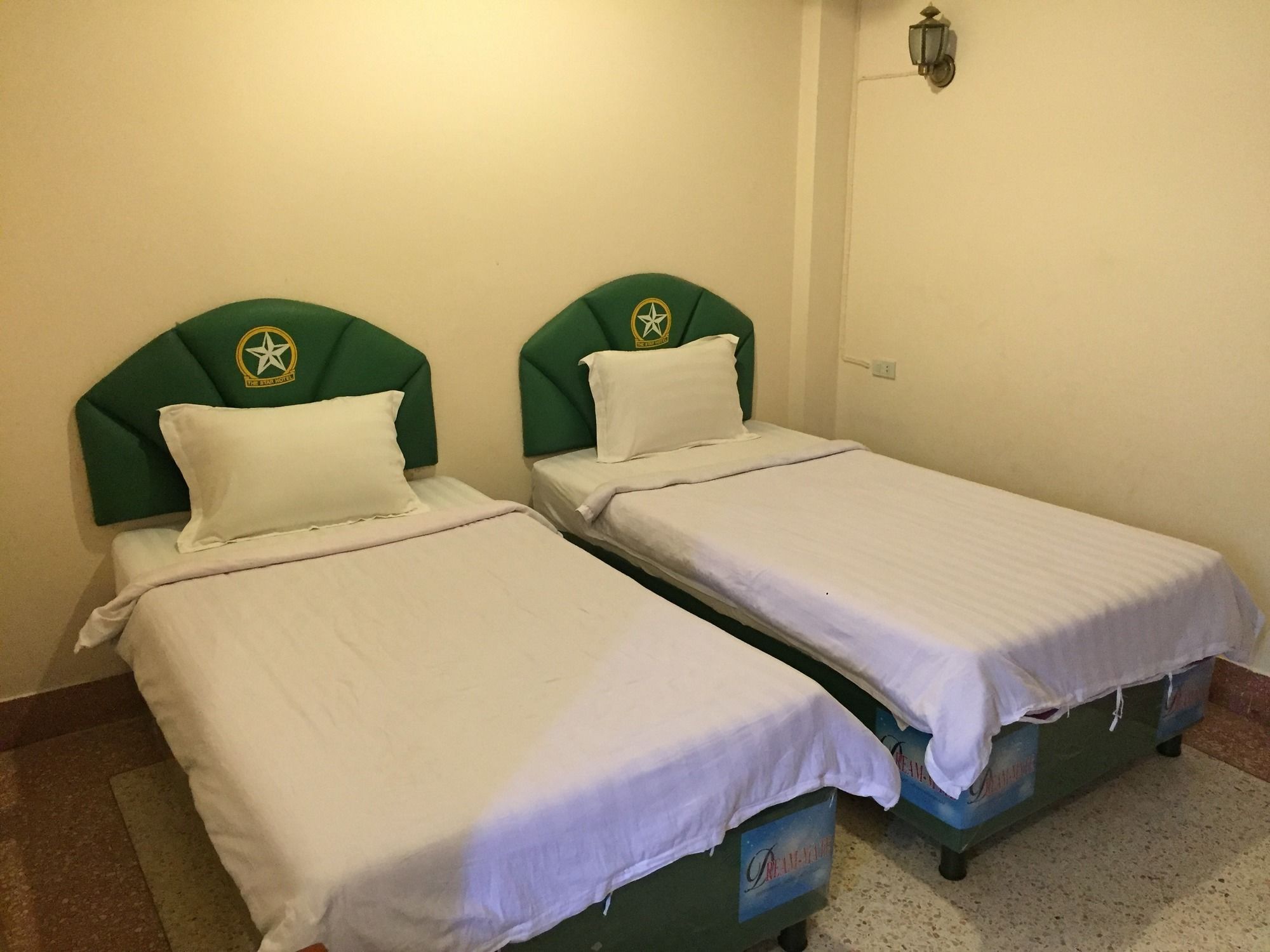 The Star Hotel Ούντον Τάνι Εξωτερικό φωτογραφία